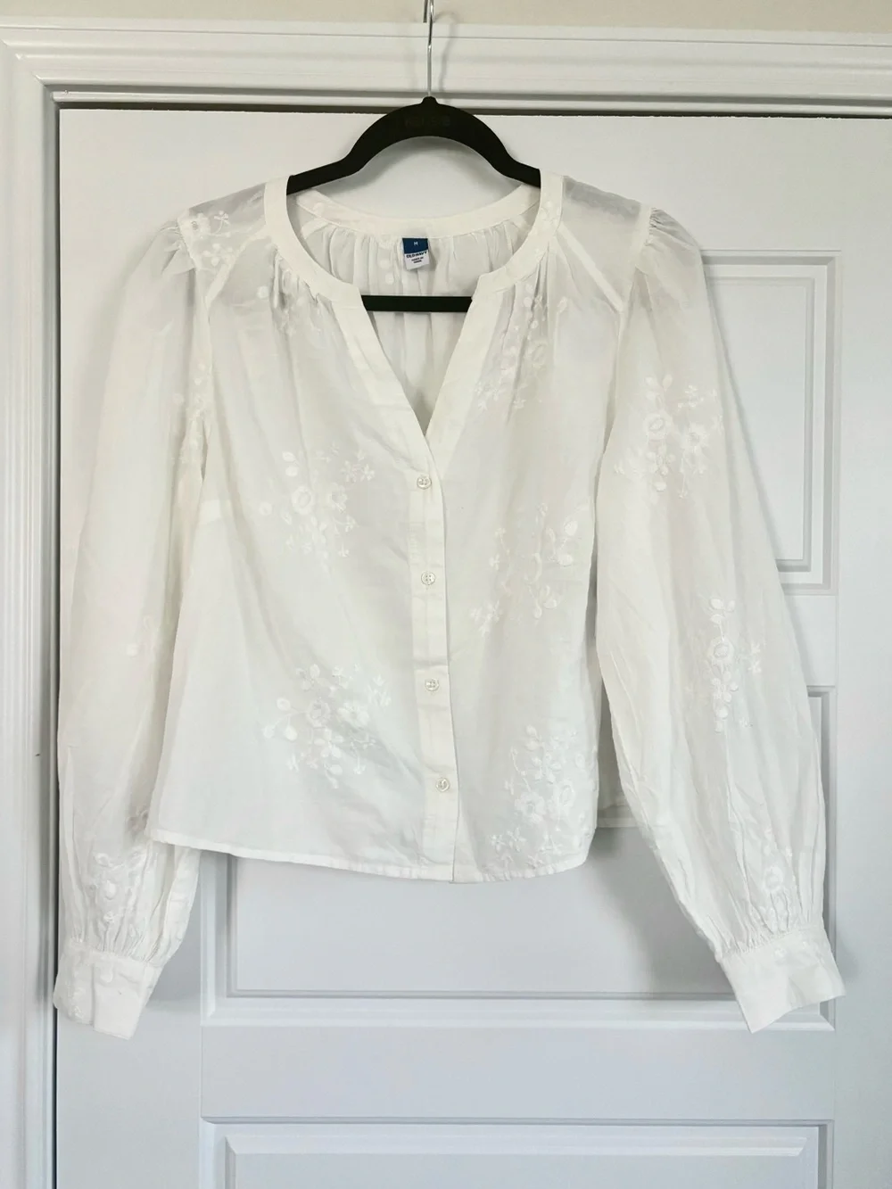 Old Navy Floral Embroidered Boho Blouse